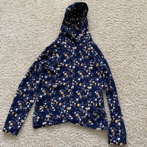 rumi + ryder Other - Rumi + Ryder girls large floral ruched hoodie